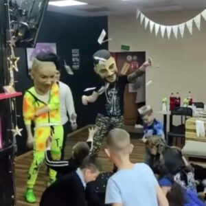 Pavel Hoodyakov Instagram - Что здесь происходит? @timatiofficial @morgen_shtern