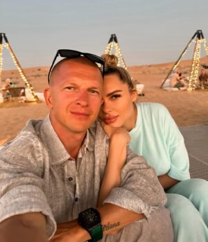 Pavel Kuryanov Instagram - С днём рождения моё солнце🌞 
Пусть лучики твоей заботы и тепла всегда согревают и сплачивают меня и всю нашу большую семью!😍
Мы все тебя очень любим! ❤️
Пусть сбудутся все твои мечты! 🙏