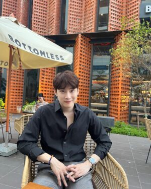 Pawin Kulkaranyawich Instagram - 😎