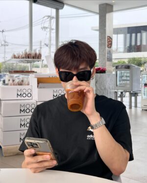 Pawin Kulkaranyawich Instagram - 607 ☕️