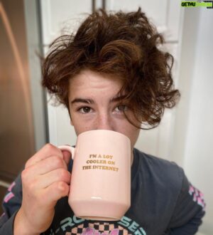 Paxton Booth Instagram - Isn’t everything a lot cooler on the internet? ☕️ Including my bed head.
#mondaymorningmugmotivation
#mondaymorningmugshot
#bedheadonpoint