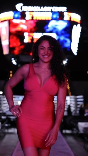 Pearl Gonzalez Instagram - Getting ready for an amazing night of fights; @islandfights LIVE at 730p CST. 
⬇️⬇️
https://facebook.com/events/s/island-fights-72/1454082188396229/