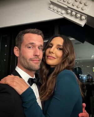 Pedro Andrade Instagram - “MACETAting” in NY. 
@ivetesangalo 🤍