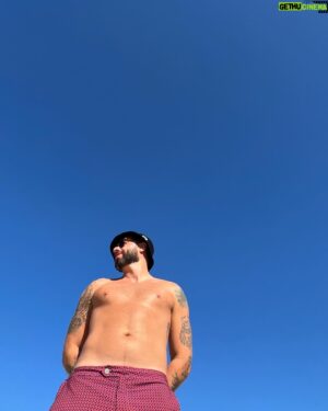 Pedro Beloniel Instagram - Tudo azul por aqui… @oficina