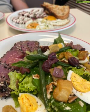 Pedro Beloniel Instagram - Terça feira tem novidade na cidade! O @dainer.restaurante está abrindo as portas e trazendo um conceito inédito, @edu___araujo se superando com conceito, comida e ambientação, Sababa aprovou! Voa!!! ❤️