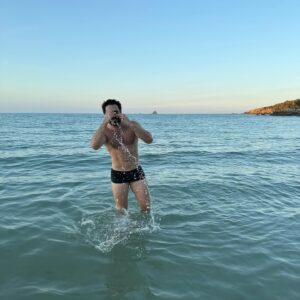 Pedro Carvalho Instagram - O mar quente e calmo de 📍Koh Samui às 7am 🌊