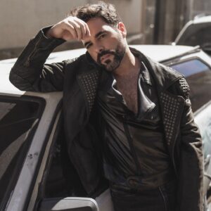 Pedro Carvalho Instagram - 📸 
—————————————————————-
Photography: @viniciusmochizuki 
Styling: @aledupratoficial 
Fashion Producer: @kadununnes07 
Photography assistant: @josiasvieirareal 
Hair & Makeup: @yago_maia_