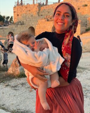 Pedro Damián Instagram - #miamor #bebe #jerusalem