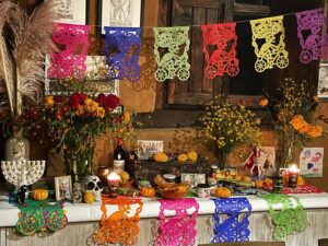 Pedro Damián Instagram - #diadelosmuertos #ofrenda #ritual #mictlan #camino #amor