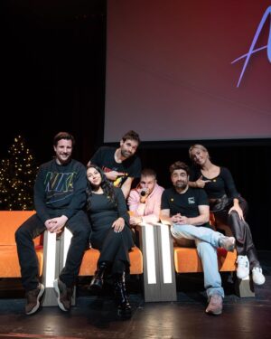 Pedro Elias Instagram - Alleen maar liefde voor de Warmste Week en @robinpront @danira__bt #ottojanham @kobeilsen @katkerkhofs ❤️ @dewarmsteweek