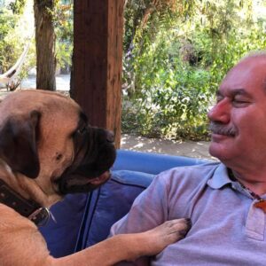 Pedro Engel Instagram - Luna nueva en Cancer , recuerdos que se vienen al presente , recibo la visita de mi Japi que vino desde el cielo de los perritos a visitarme . una noche mágica para atravesar las múltiples realidades y crear la realidad en la cual queremos vivir . Luna nueva en cáncer , atraer la vida que queremos con amor , solo el amor es capaz de cambiar nuestra frecuencia. vida que fluye en armonía y paz . con alegria me despido esta noche . Buenas Noches