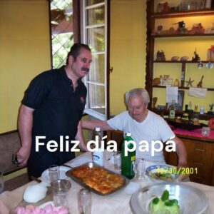 Pedro Engel Instagram - Esa canción era de las favoritas de mi papá. Fue una relación difícil de la cual sané con amor .
