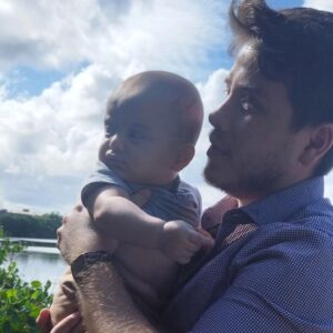 Pedro Malta Instagram - 🧔🏼👶❤️

Meu maior presente de Dia dos Pais, mas eu divido contigo também, @fernandalmalta ❤️❤️❤️

Amo vocês com cada pedacinho de mim!
