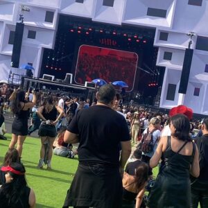 Pedro Miranda Instagram - Enfim  chegou  neu dia de #thetown. E já tô curtindo demais, e esperando  meu ídolo. #brunomars #thetowndia10
.
.
.
Há e só  pra deixar registrado,  daqui uns anos eu que estarei  nesse palco.