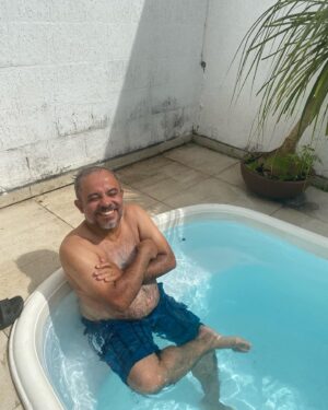 Pedro Miranda Instagram - Obrigado pai! Obrigado por sempre estar presente na nossa vida, sempre ajudando, aconselhando e nos amando incondicionalmente. Obrigado pelas broncas, pelos puxões de orelhas, pelas risadas e muito mais! NÓS TE AMAMOS INFINITO ❤️❤️❤️