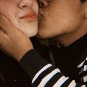 Pedro Miranda Instagram - “i know we’re dating but i’m still surprised every day
that you like me too
i know i love you
but i still *like* you”
💕 eu te amo infinito!
