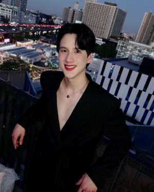 Peerawich Ploynumpol Instagram - 🌆