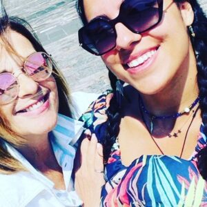 Peggy Stathakopoulou Instagram - Στα ταξίδια μας💕 Κορούλα μου Αγάπη της ζωής μου💕