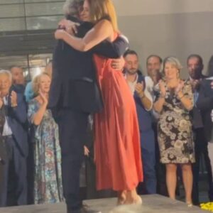 Peggy Stathakopoulou Instagram - Με την Νίκη Φίλε μου!!!🌹