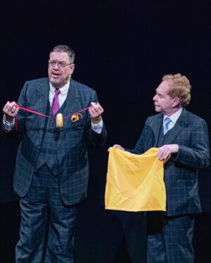 Penn Jillette Instagram - A night to remember with Penn & Teller 🪄

📷: Steven Nunez / MSGE