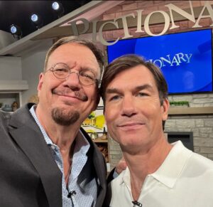 Penn Jillette Instagram - Had a blast playing #pictionary with @mrjerryoc and @gabrielleruiz . My episodes will air soon.