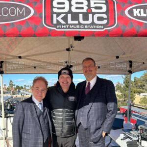 Penn Jillette Instagram - The @98.5kluc toy and bike drive is going on and our fiend @chetbuchanan would love some visitors. Visit him and drop off some toys to help out @helpsonv

We dropped off 100 bikes with help from our @riovegas team