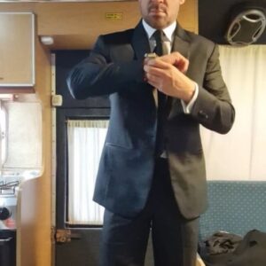 Pêpê Rapazote Instagram - Mandamentos:
1 A não ser que sejas toureiro não prendas a gravata na faixa
2 A Vaidade é um pecado mortal
#tango #bsas #teatrocolón #lareinadelsur #landero #telemundo #netflix #portuguesexport

Mandamientos:
1 A menos que seas torero no escondas la corbata debajo del fajin
2 La Vanidad es un pecado capital
#tango #bsas #teatrocolón #lareinadelsur #landero #telemundo #netflix #portuguesexport

Commandments:
1 Unless you're a bullfighter don't tuck the tie under the sash
2 Vanity is a deadly sin
#tango #bsas #teatrocolón #lareinadelsur #landero #telemundo #netflix #portuguesexport
