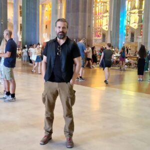 Pêpê Rapazote Instagram - La Sagrada Família. Lá más disruptiva Catedral jamás soñada, diseñada y construída por el hombre. En construcción desde 1882. Asi pensado, para que cada generación de Arquitectos y constructores tuvieran su interpretación del proyecto. Absolutamente genial #antoniogaudi #barcelona

La Sagrada Família. A mais disruptiva Catedral jamais sonhada, projectada e construída pelo homem. Em construção desde 1882. Assim pensado, para que cada geração de Arquitectos y constructores tivessem a sua interpretação do projecto. Absolutamente genial #antoniogaudi #barcelona

La Sagrada Família. The most disruptive Cathedral ever dreamed, designed and built by man. Under construction since 1882. Thought that way so that each generation of Architects and builders would have their interpretation of the design.  Pure genious #antoniogaudi #barcelona