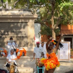 Pepe Valdivieso Instagram - Me encantó pasar estos días en #Cartagena 🇨🇴✨ tenía mucho tiempo que quería venir y me la pasé súper bien. Amé sus colores, su sabor, sus flores, sus peces, le sufrí un poco al calor pero aprendí a disfrutarlo 💖PD aquí es el lugar donde Betty se enamoró del francés 😱