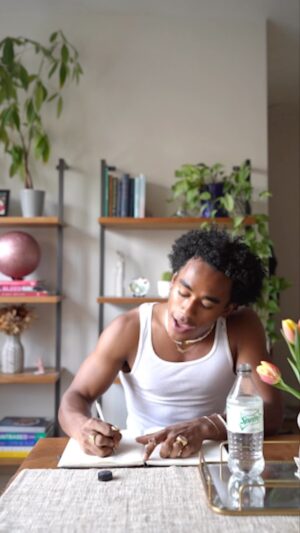 Perris Howard Instagram - Skipping right to the good part with @Sprite Zero Sugar  #SpritePartner #ad
.
.
.
Song: “STAY”
Artist: @perrishoward