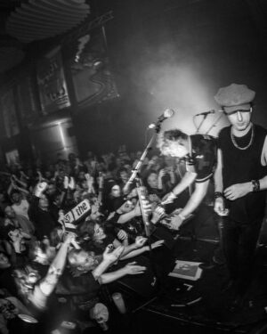 Pete Doherty Instagram - Thank you so much @signaturebrewe8 for hosting our launch party last night... we had a reet ol’ time. Our 4th album ‘All Quiet on the Eastern Esplanade’ is out everywhere now! Go get it x

https://TheLibertines.lnk.to/AQOTEE

📸 @barnaby_fairley