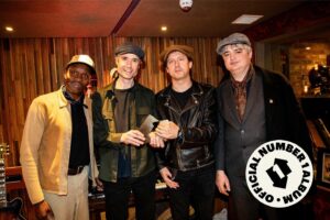 Pete Doherty Instagram - They've done it! 🏆 The Libertines land their first Official Number 1 album in 20 years with #AllQuietOnTheEasternEsplanade today 🤘

Tap the link in our bio for this week's Official Albums Chart highlights ✨ #TheLibertines
