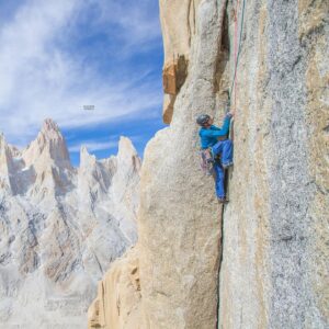 Pete Whittaker Instagram - New article from my Patagonia trip now on the @wildcountry_official Blog, where i share some thoughts and things i learnt from my trip in Feb.

Use the link in my stories, or head over to the Wild Country website blog.

📸 Thanks @julia.cassou for the great shots 🤙

Photo 1. Pitch incomplete on El Mocho 

Photo 2. Approach to El Mocho

Photo 3. I lost 😅

Photo 4. Following @seanvillanuevaodriscoll after another solid lead 

Photo 5. Freeing the crux 8a pitch on Andá Pa Alla