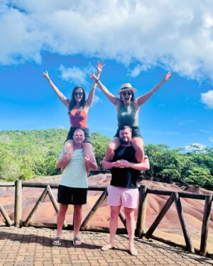 Peter Dale Instagram - Don’t go chasing … 
Mauritius you were bloody wonderful 🇲🇺❤️
@amylbirchall ❤️