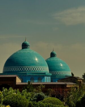 Peter Facinelli Instagram - Assalomu Alaykum Tashkent, Uzbekistan ❤️🙏 
So incredible here.