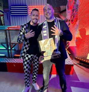 Péter Kabát Instagram - Drága Barátom!!! Teljes mértékben megérdemeltétek, egyenesen, őszintén és kiegyensúlyozottan játszottátok végig!!!🙏❤️ Nagyon gratulálok nektek!!!🙏❤️ #reklam #nyeroparos #rtl