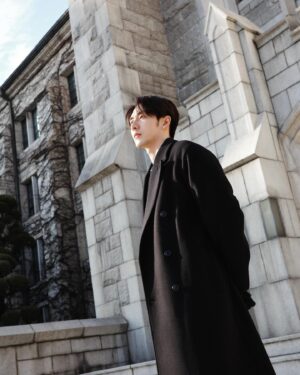 Peter Kuan Instagram - ⠀⠀
不孤單又不燦爛的鬼怪！？👻✨

#韓國首爾 
#KoreaStyle
#鬼怪 #도깨비