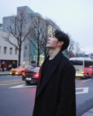 Peter Kuan Instagram - ⠀⠀
韓國的庫存發不完ヾ(*´∀ ˋ*)ﾉ
希望大家新年開工都順順利利，龍光煥發🫸🏻✨🫷🏻

#韓國首爾 #KoreaStyle