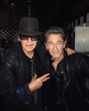 Peter Maffay Instagram - Happy Birthday, mein Freund @udolindenberg. 
Rock ‚n‘ Roll for ever.
For ever Rock ‚n‘ Roll. 

📷 @rike_raeubertochter