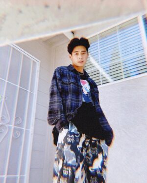 Peter Sudarso Instagram - Cats are cool 😺
👖: @kidoriman_lifestyle