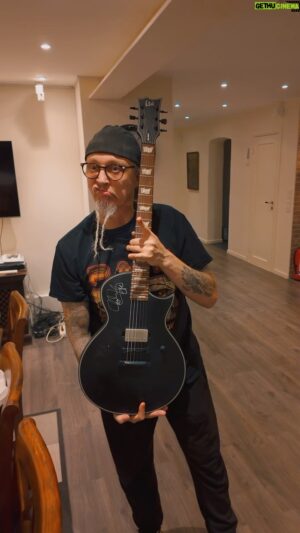 Peter Tägtgren Instagram - This is the Signed ESP Guitar LTD EC-201 BLKS that you can win by pre-saving our upcoming album « I Am »! 🎸🖊️ 

What’s the first song you would play with it if you win it? 👀

Enter our contest to win this unique guitar along as other special prizes via the links in our stories & bio! 🏆

#PAIN #PAINBand #IAmPAIN #GWTF #ESP #ESPGuitars #EnterToWin #Contest