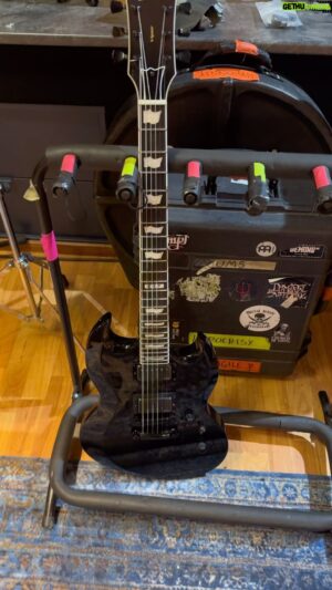Peter Tägtgren Instagram - Just got inspiration to share about guitars during rehearsal with @hypocrisyband 
Is it even interesting to you? 😅

#hypocrisy #guitars #esp #espguitars #explore #espguitars #jimdunlop