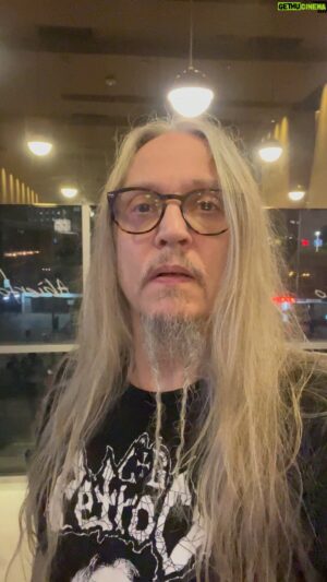 Peter Tägtgren Instagram - Lets do this! Last show of the year💥🎈
Colombia 🇨🇴🇨🇴🇨🇴🤘🏻 
@painbandofficial @espguitars @jimdunlopusa