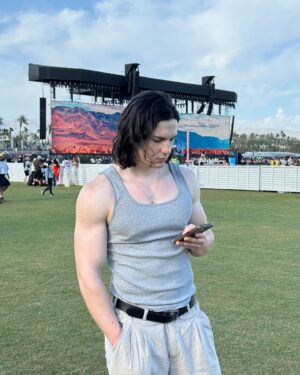 Petit Biscuit Instagram - took me hours to prepare for Coachella guys… which outfit 1/2 or 3? 🙃