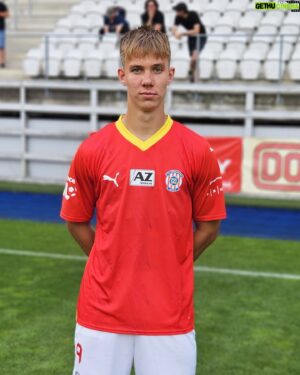 Petr Švancara Instagram - 1⃣. soutěžní zápas si včera zapsal do statistik Daniel Švancara. 

Stal se tak prvním hráčem od roku 2020, který absolvoval debut ještě před dovršením osmnáctých narozenin.

#fczb #fczbrojovkabrno #zbrojovackamladez