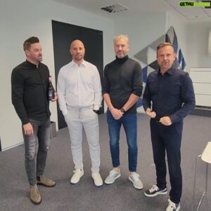 Petr Švancara Instagram - TIKI-TAKA dnes ve 20:00 na O2 TV Sport. A pak rovnou do Belmoda 🤣 #tikitaka #myjsmefotbal