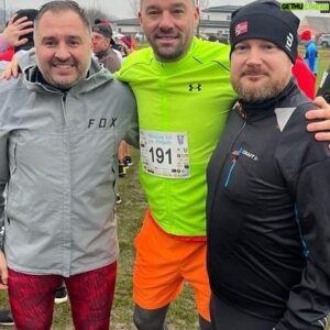 Petr Švancara Instagram - Miluju tuhle akci ❤️🤝 jste neskuteční co děláte @matky_v_behu  a všem co pomohli , běželi ,  moc díky❤️ 204.000,- vybráno pro Matyáška🫶 su rád že u toho můžu každé rok být✌️nedávám to sem kvůli sobě,ale kvůli tomu aby jste věděli že tahle akce je🙏 za rok znovu , už teď se těším👏 uběhl sem 5 km za 31,35🤚🏻 dokonce můj maratonec @kamila.svancarova  mi řekla slušný😍😘 😂👍