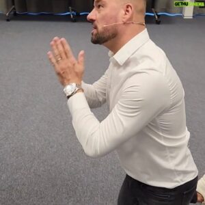 Petr Švancara Instagram - Našlo by se místečko pro Švanciho? 🙏🙏🤣 #tikitaka
