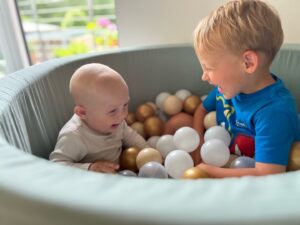 Petra Vojtková Instagram - Miluju…jak se milujou ✨🤍✨

#mysons #nathaniel #vincent #myangels