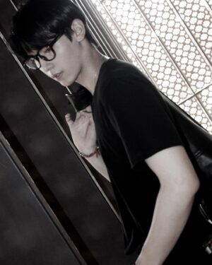 Phachara Suansri Instagram - Enjoy the moment, so hush.